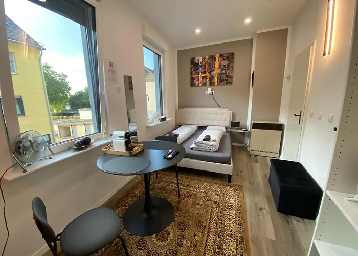 Renovierte Am Rhein In - Eigenes Bad, Kueche, Wifi - 1 Og * Koblenz (Rhineland-Palatinate)